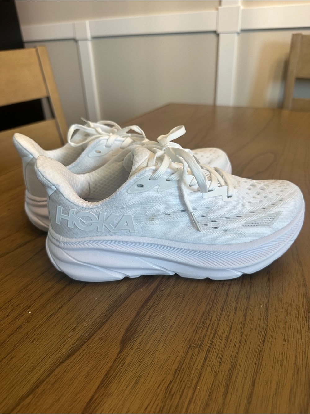 HOKA Women's Clifton 9